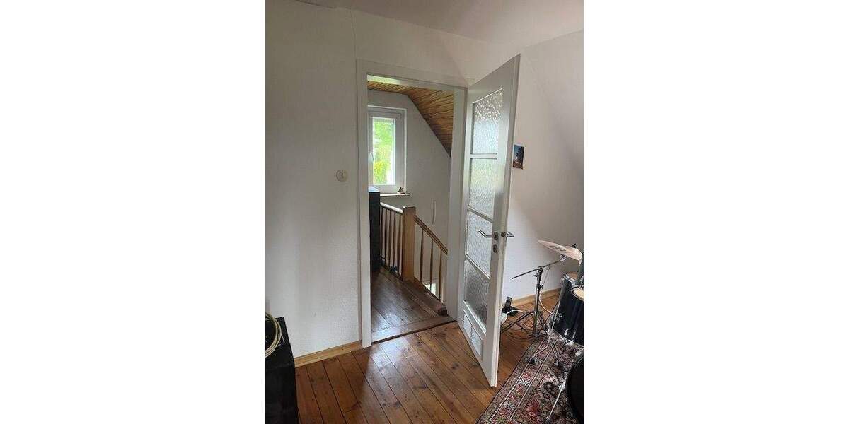 Einfamilienhaus Nürtingen Zizishausen - 7 Zimmer, 104 m&sup2;, 555.000&euro; | Angebot:25697125