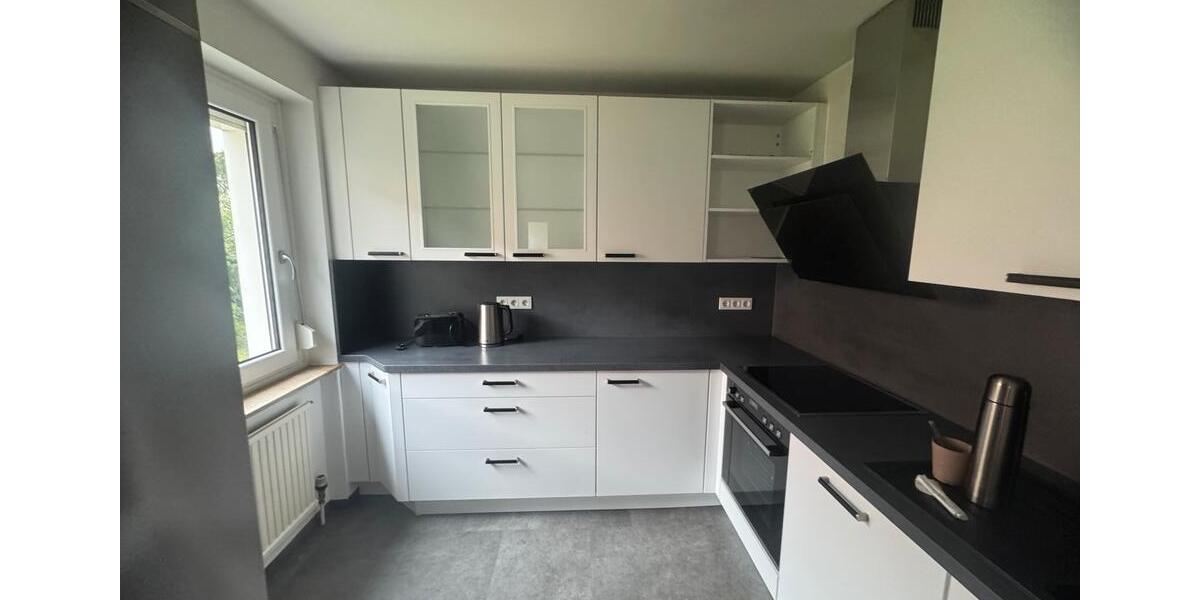 Etagenwohnung Leonberg - 4 Zimmer, 80 m&sup2;, 1.200&euro; | Angebot:25753186