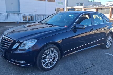 Mercedes-Benz E 300 183.000 km 12.800 &euro; Kernen i. r 71394