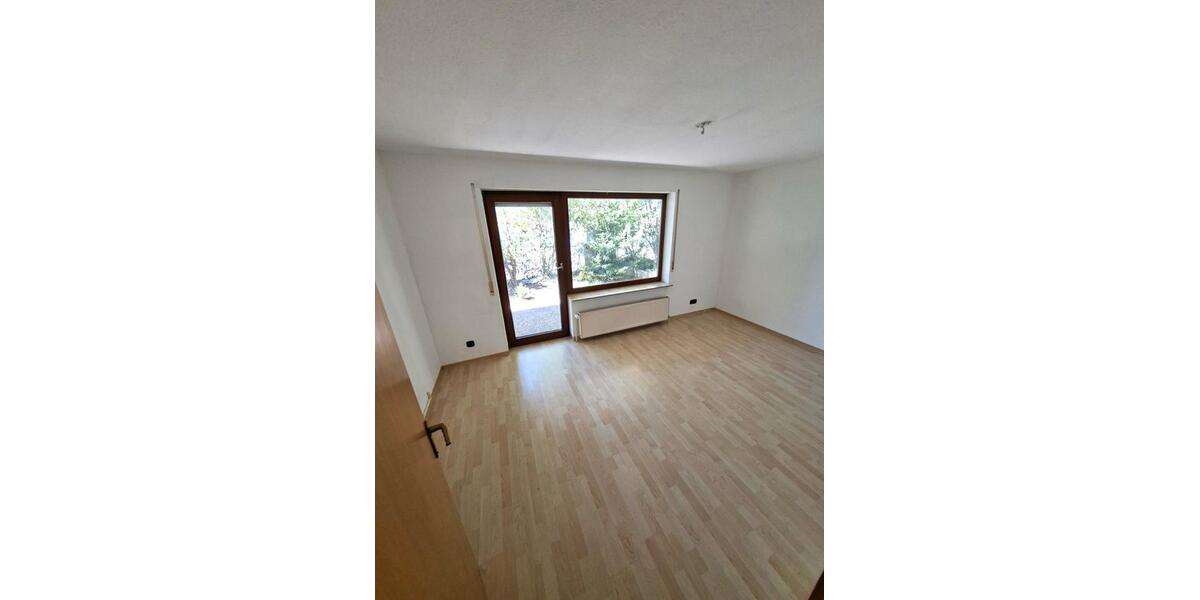 Erdgeschoßwohnung Filderstadt - 4 Zimmer, 115 m&sup2;, 450.000&euro; | Angebot:27263491