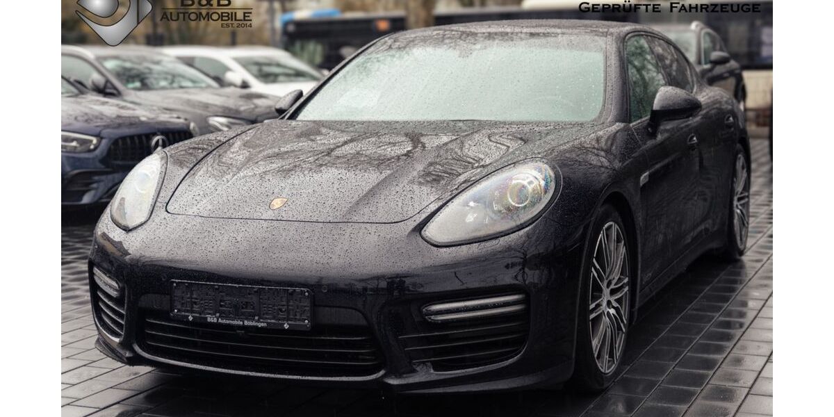 Porsche Panamera 76.500 km 49.990 &euro; Böblingen-Süd 71032