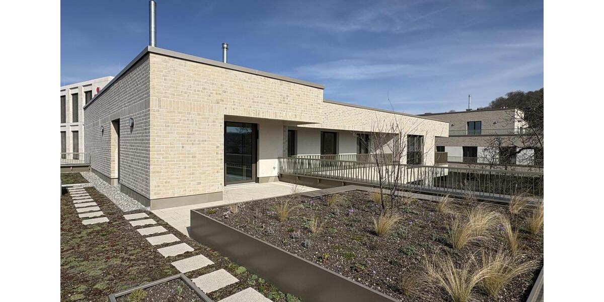 Dachgeschoßwohnung Leonberg - 4 Zimmer, 124 m&sup2;, 2.472&euro; | Angebot:24919337