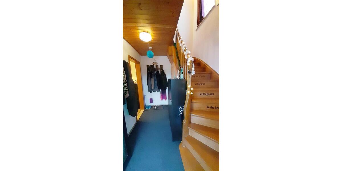 Einfamilienhaus Besigheim - 5 Zimmer, 130 m&sup2;, 1.400&euro; | Angebot:25477620