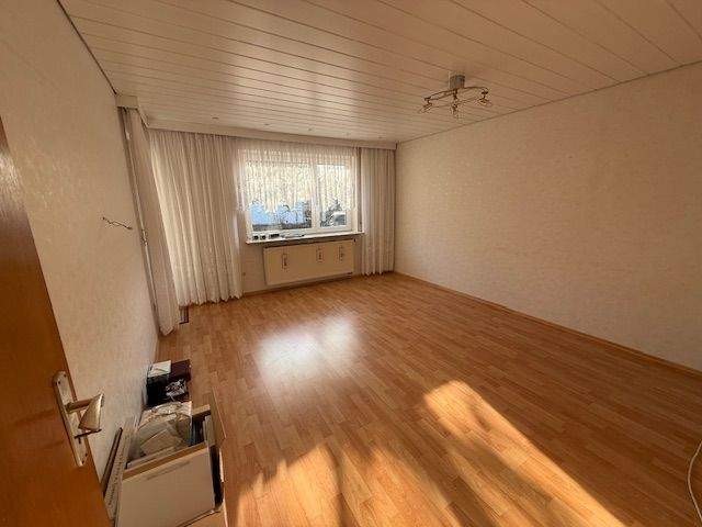 Einfamilienhaus Dettenhausen - 7 Zimmer, 130 m&sup2;, 498.000&euro; | Angebot:25696029