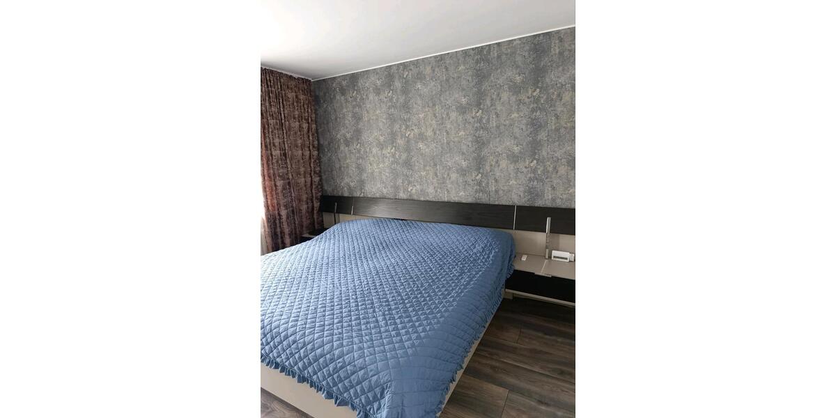 Etagenwohnung Backnang - 3.5 Zimmer, 90 m&sup2;, 300.000&euro; | Angebot:27081116