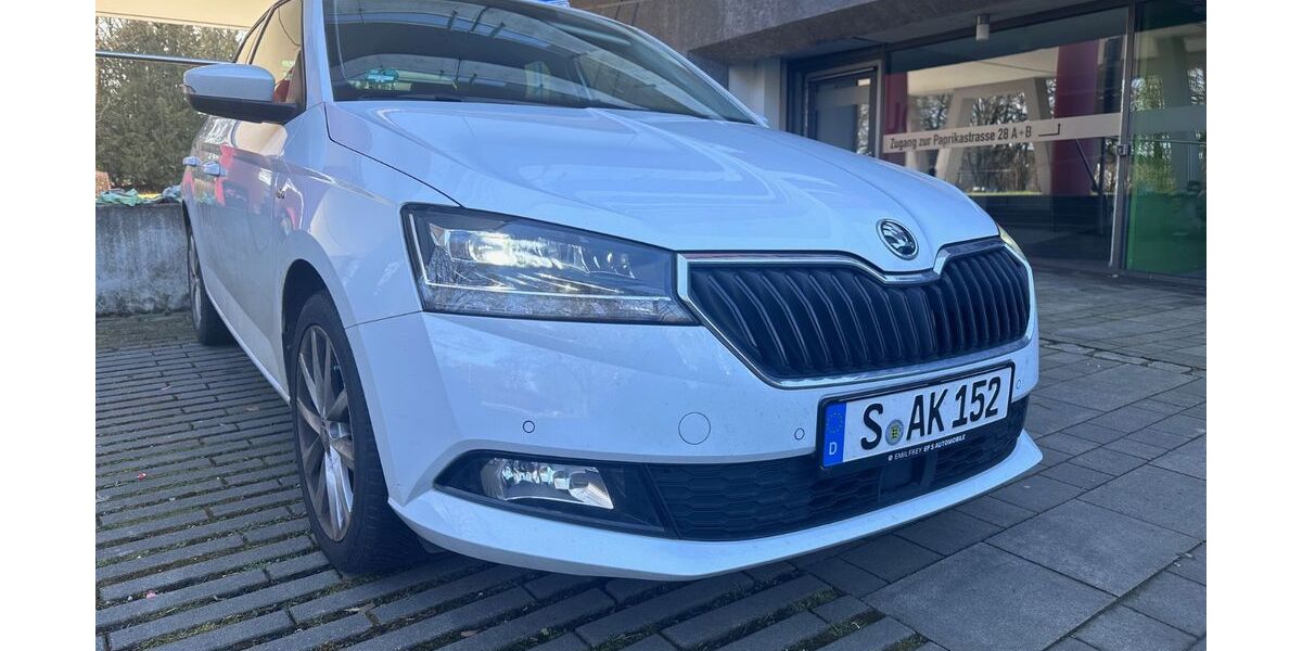 Skoda Fabia 23.668 km 14.200 &euro; Stuttgart 70619