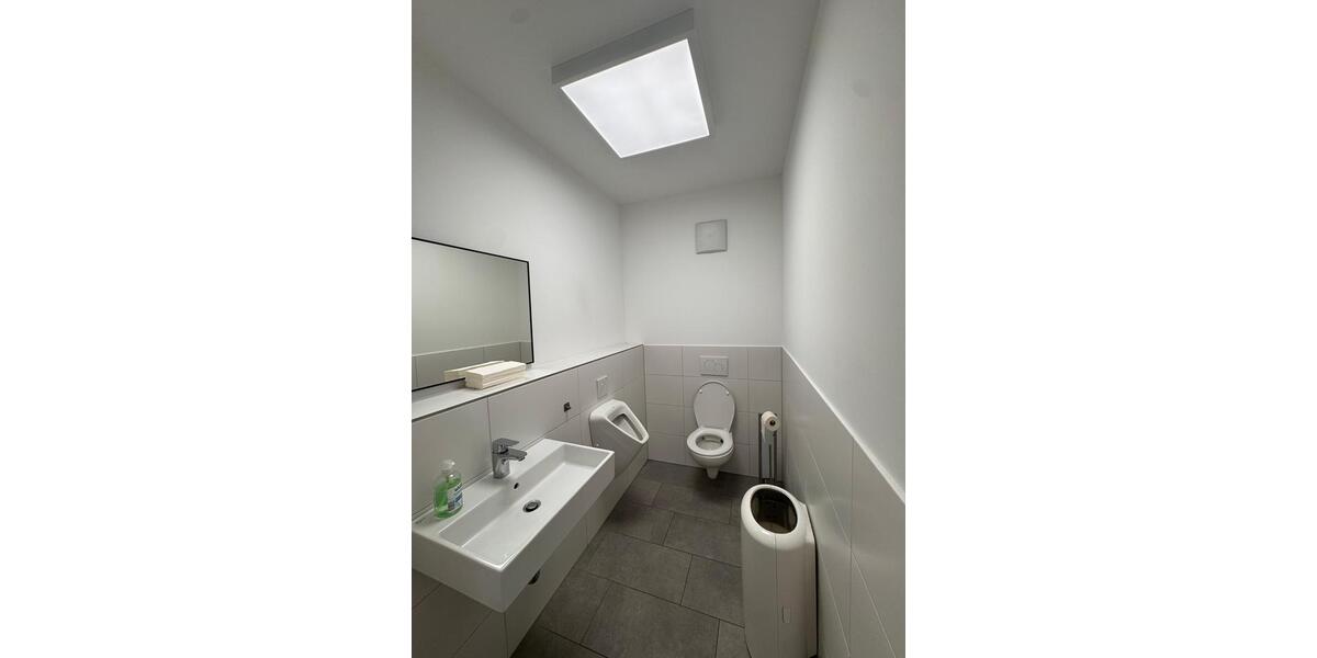 Gewerbeobjekt Ludwigsburg Eglosheim - 2.050&euro; | Angebot:26677850