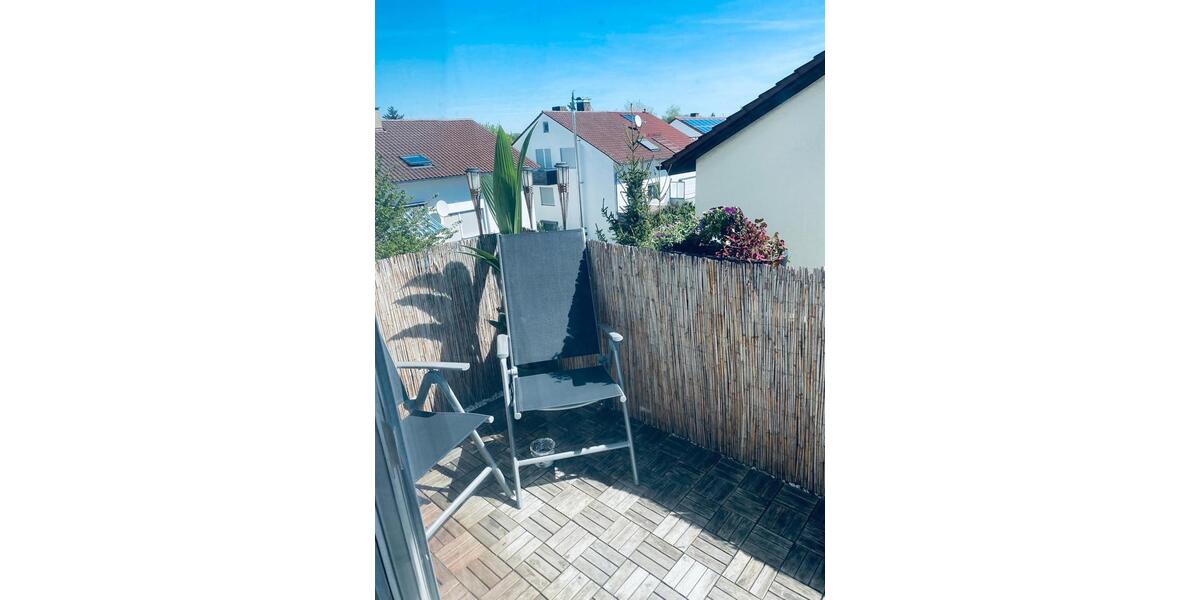 Dachgeschoßwohnung Stuttgart Stuttgart-West - 2 Zimmer, 65 m&sup2;, 1.050&euro; | Angebot:26041291