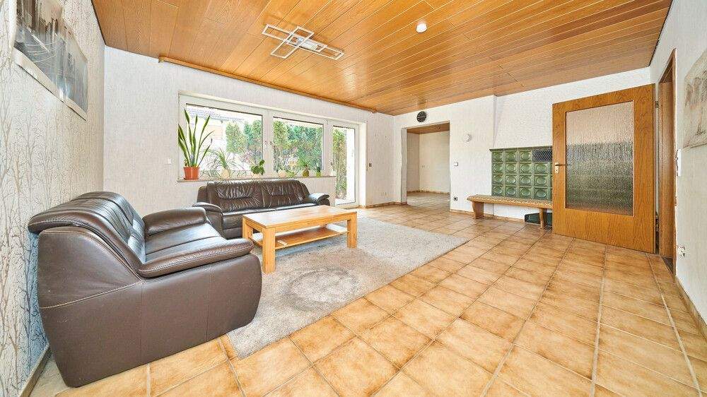 Einfamilienhaus Bönnigheim - 6 Zimmer, 208 m&sup2;, 795.000&euro; | Angebot:25697233