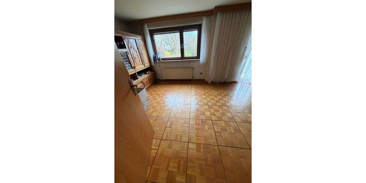 Mehrfamilienhaus, Wohnhaus Großbettlingen - 5 Zimmer, 95 m&sup2;, 415.000&euro; | Angebot:25696031