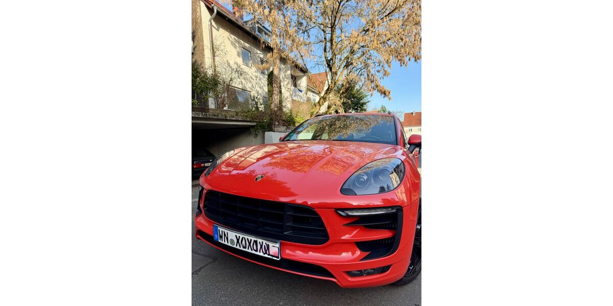 Porsche Macan 153.000 km 31.499 &euro; Stuttgart 70192