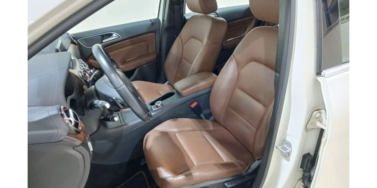 Mercedes-Benz B 180 74.880 km 13.990 &euro; Fellbach 70736