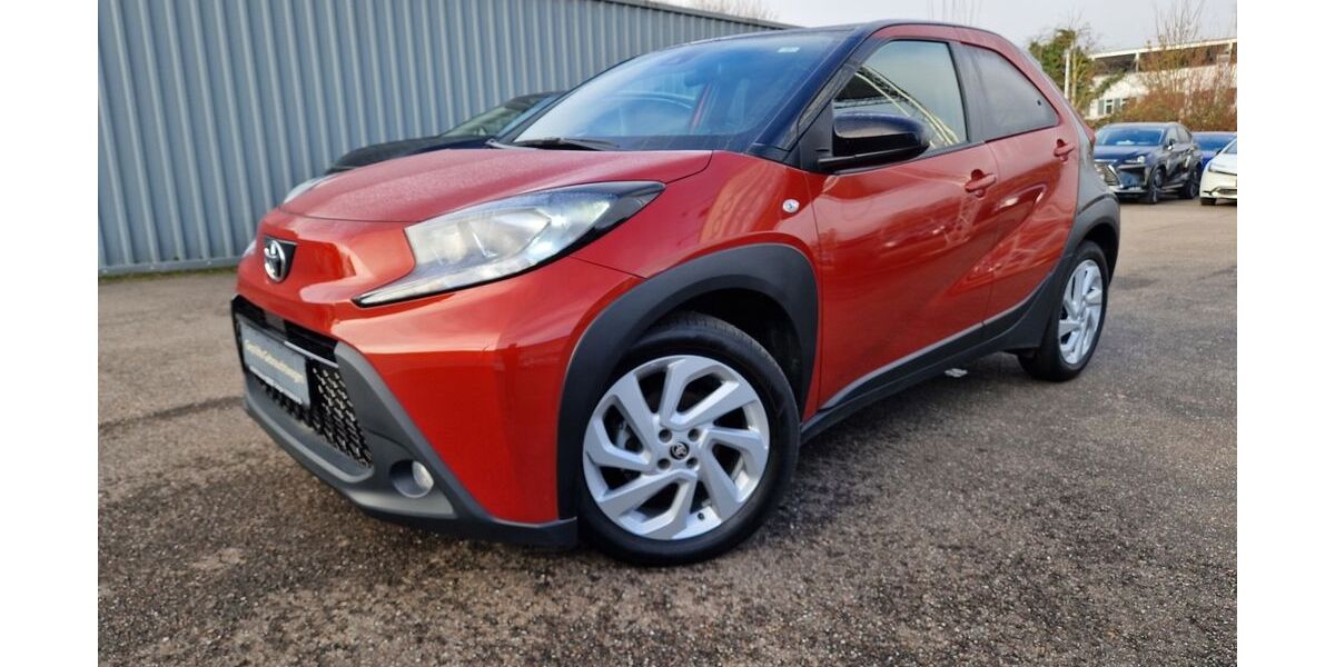 Toyota Aygo (X) 19.179 km 17.490 &euro; Nürtingen 72622