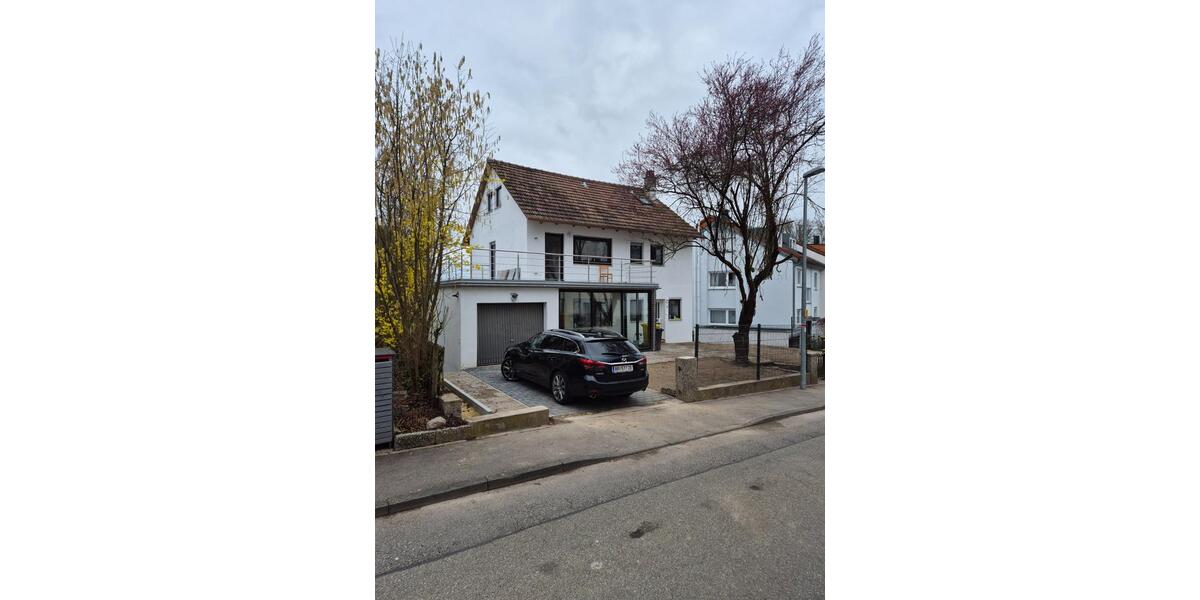 Einfamilienhaus Schorndorf - 6 Zimmer, 150 m&sup2;, 1.800&euro; | Angebot:25765684