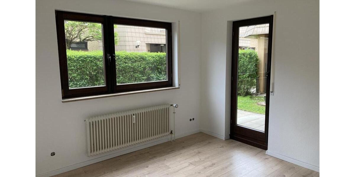 Erdgeschoßwohnung Stuttgart Botnang - 3.5 Zimmer, 87 m&sup2;, 1.300&euro; | Angebot:26660013