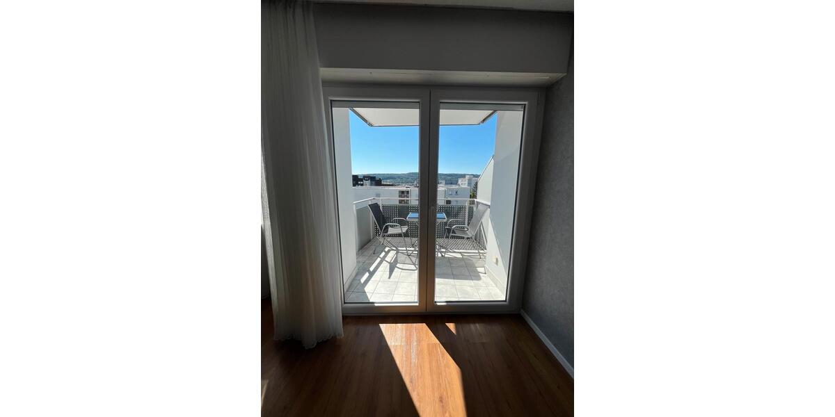 Etagenwohnung Leonberg - 3 Zimmer, 76 m&sup2;, 294.500&euro; | Angebot:25851544