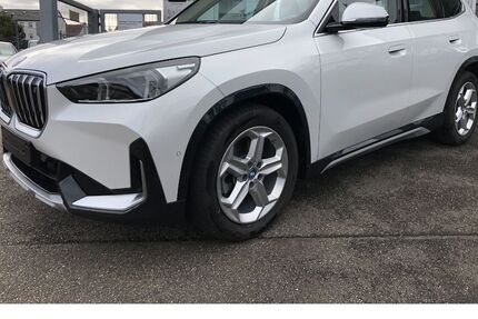 BMW iX1 41.470 km 33.990 &euro; Lauffen 74348