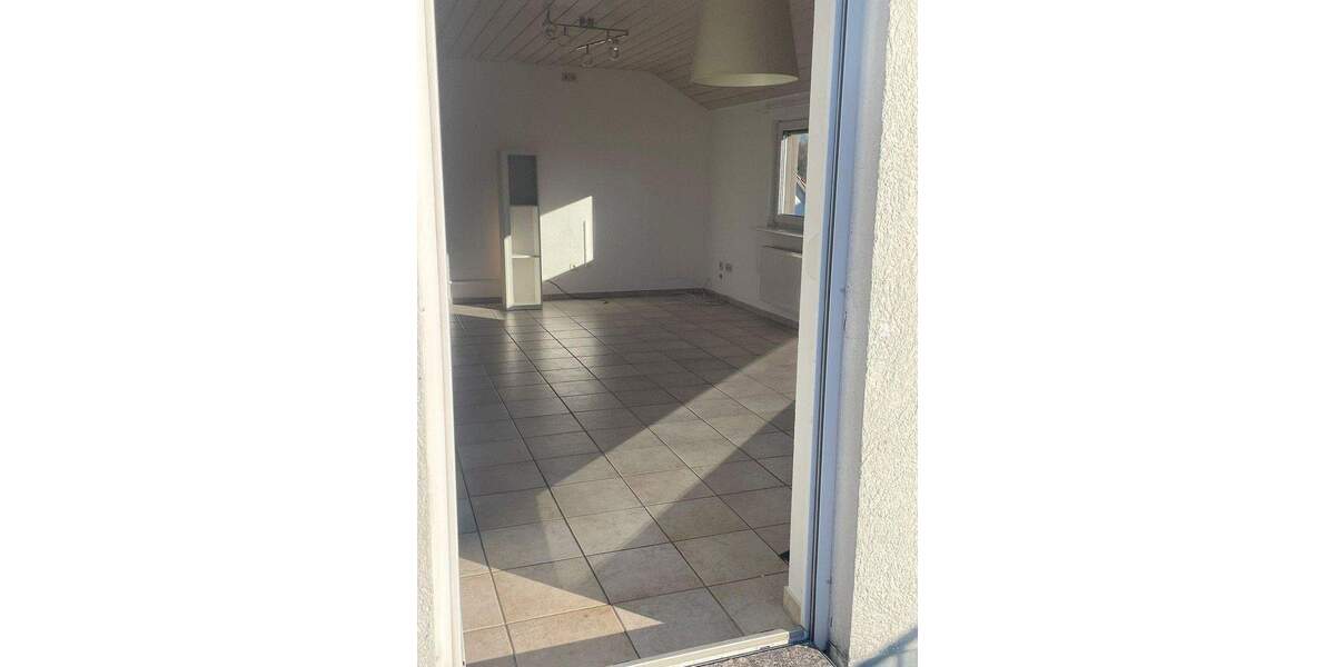 Etagenwohnung Korntal - 3 Zimmer, 75 m&sup2;, 265.000&euro; | Angebot:25748749