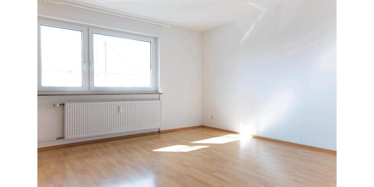 Etagenwohnung Leonberg - 3.5 Zimmer, 87 m&sup2;, 249.000&euro; | Angebot:23448959