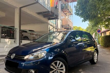 VW Golf 92.000 km 5.700 &euro; Sachsenheim 74343