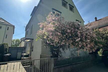 Haus Ludwigsburg Pflugfelden - 9 Zimmer, 190 m&sup2;, 649.000&euro; | Angebot:27679376