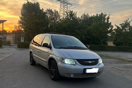 Chrysler Grand Voyager 273.000 km 5.500 &euro; Ludwigsburg 71634
