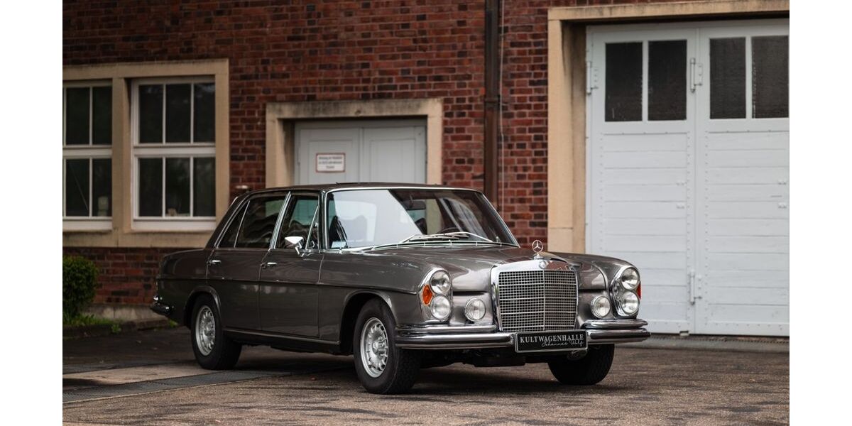 Mercedes-Benz 300 144.292 km 119.000 &euro; Murr 71711