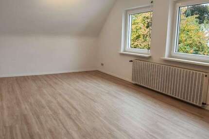 Wohnung Stuttgart Degerloch - 3 Zimmer, 83 m&sup2;, 1.200&euro; | Angebot:24758696