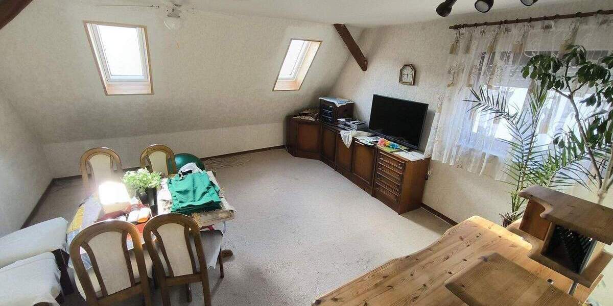 Doppelhaushälfte Remshalden Geradstetten - 6 Zimmer, 141 m&sup2;, 439.000&euro; | Angebot:25654172
