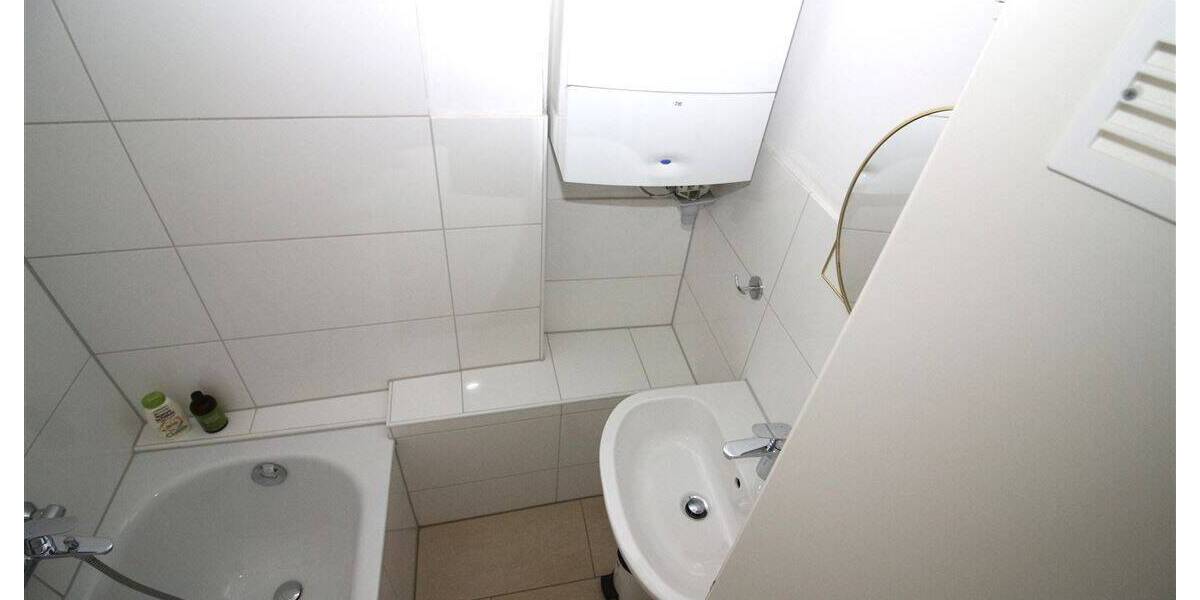 Etagenwohnung Stuttgart Süd - 3 Zimmer, 60 m&sup2;, 330.000&euro; | Angebot:25678496