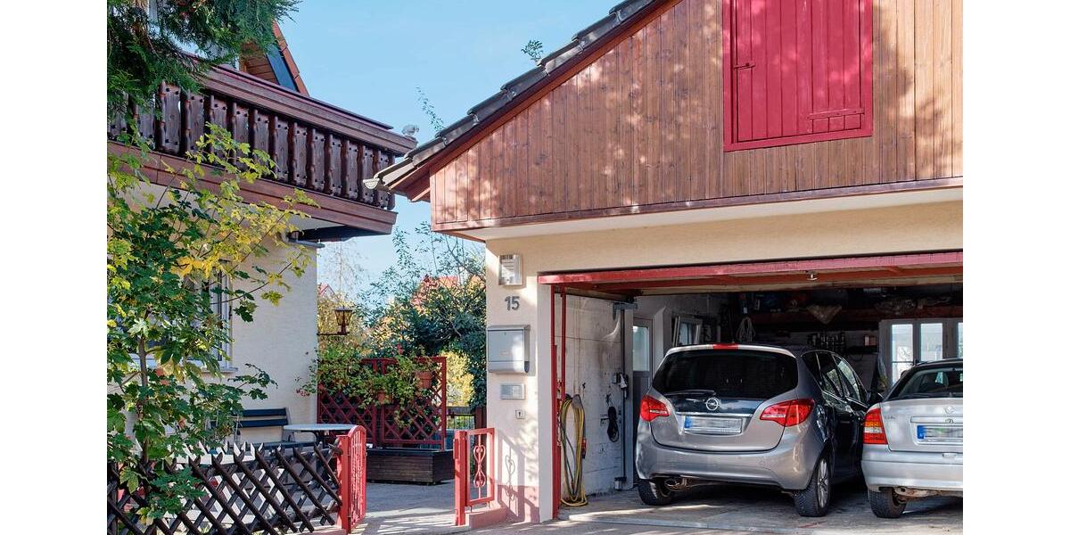 Erdgeschoßwohnung Weilheim an der Teck - 3.5 Zimmer, 87 m&sup2;, 1.030&euro; | Angebot:25792393