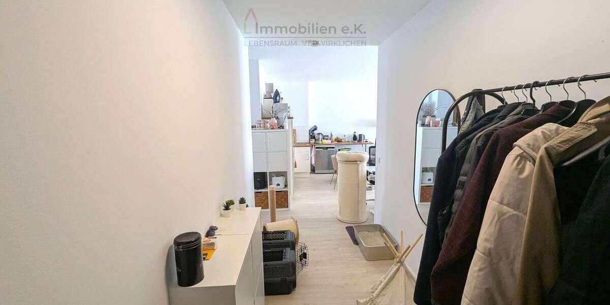 Etagenwohnung Stuttgart Stuttgart-West West - 2 Zimmer, 80 m&sup2;, 1.140&euro; | Angebot:26025789