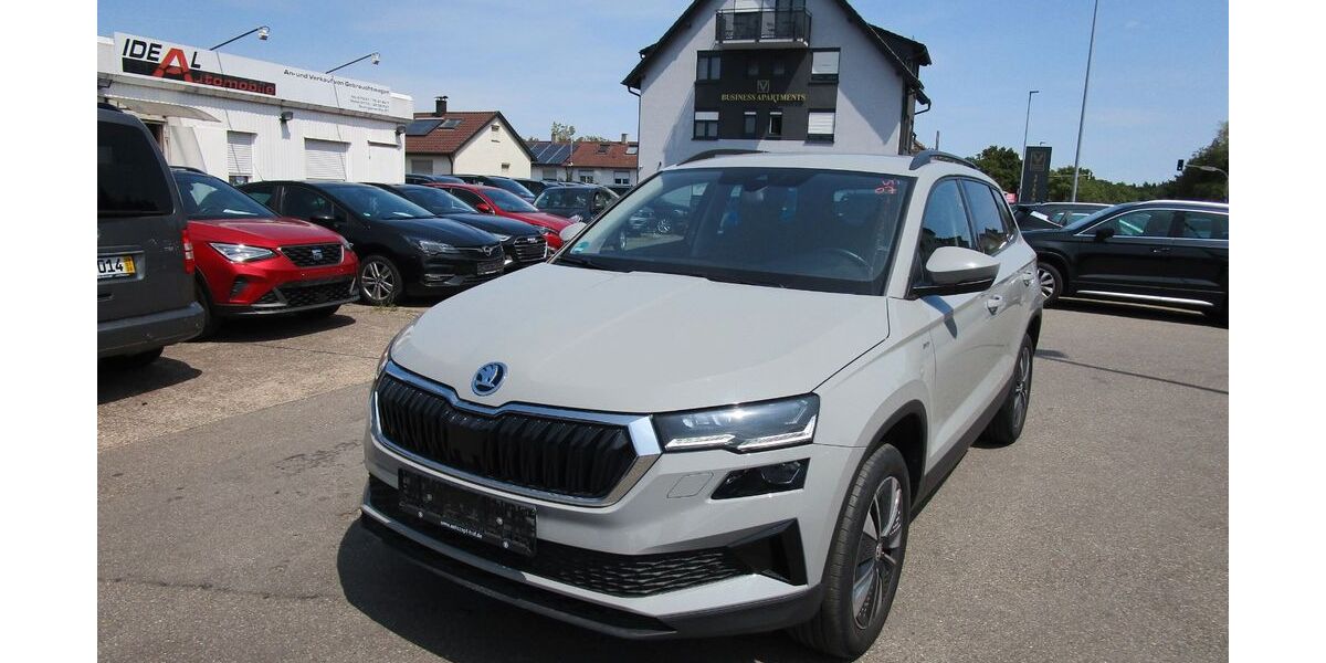 Skoda Karoq 44.000 km 21.850 &euro; Böblingen 71032