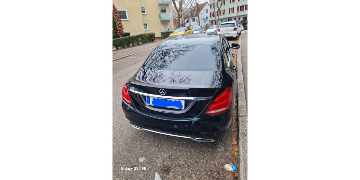 Mercedes-Benz C 180 198.000 km 13.499 &euro; Stuttgart 70374