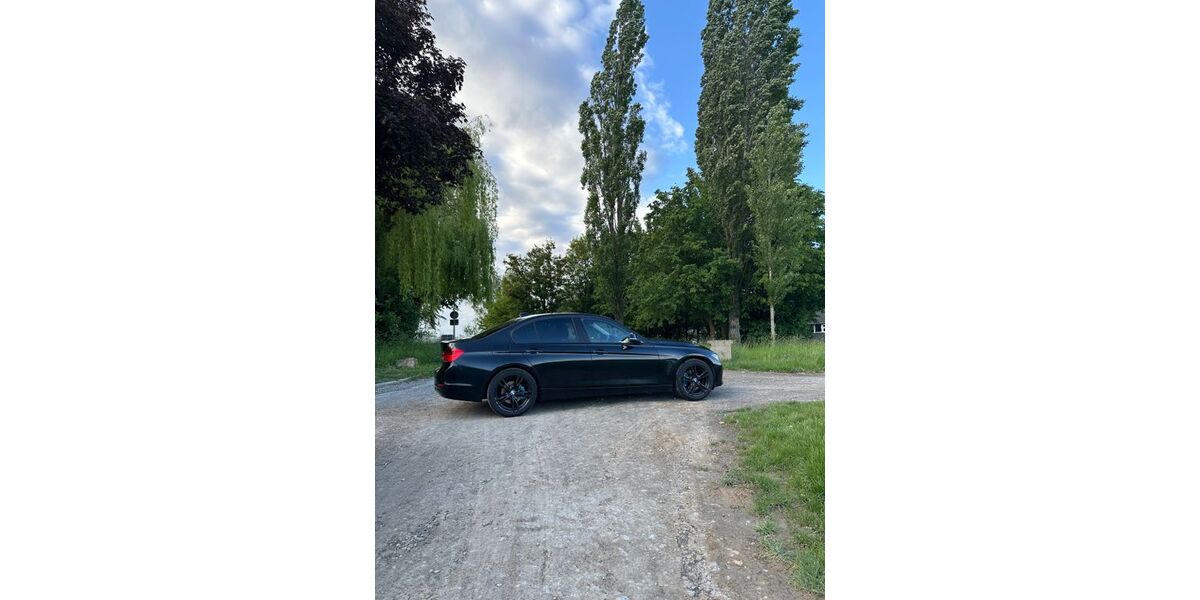 BMW 320 132.000 km 12.600 &euro; Löchgau 74369
