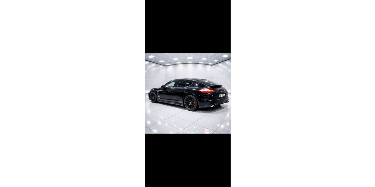 Porsche Panamera 137.123 km 30.999 &euro; Sindelfingen 71067