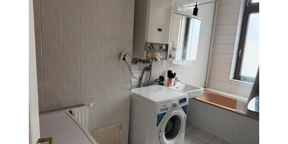 Etagenwohnung Stuttgart Bad Cannstatt - 3 Zimmer, 90 m&sup2;, 1.400&euro; | Angebot:25483480