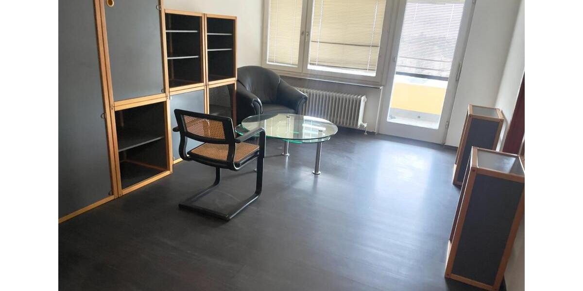 Etagenwohnung Esslingen am Neckar Pliensauvorstadt - 1 Zimmer, 38 m&sup2;, 180.000&euro; | Angebot:25046638