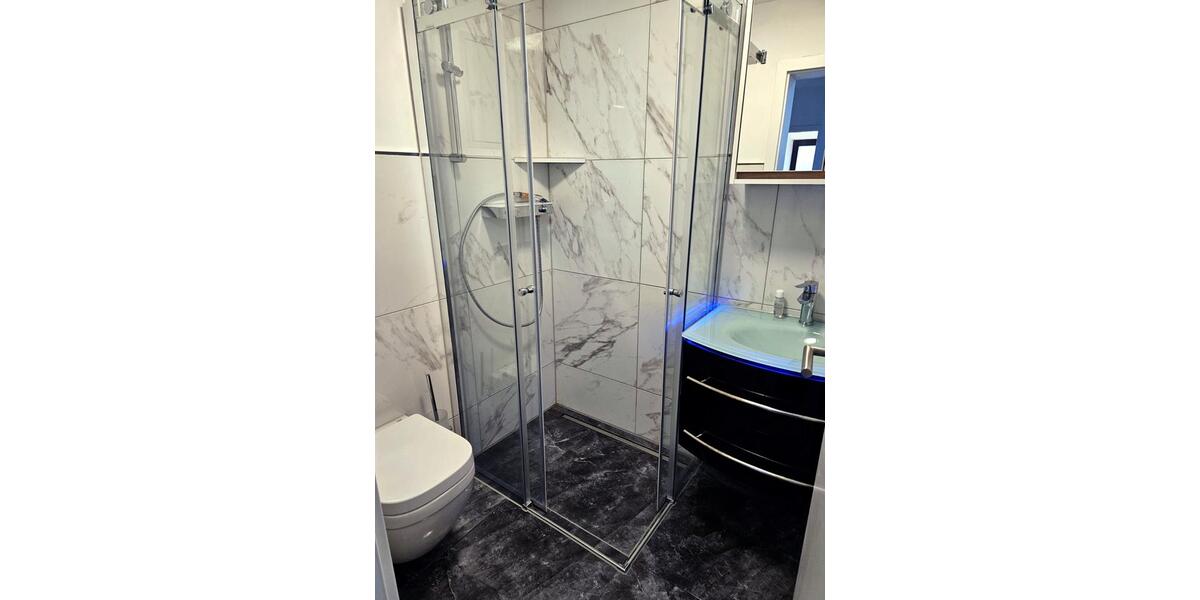 Dachgeschoßwohnung Stuttgart Feuerbach - 3 Zimmer, 65 m&sup2;, 1.200&euro; | Angebot:25547181