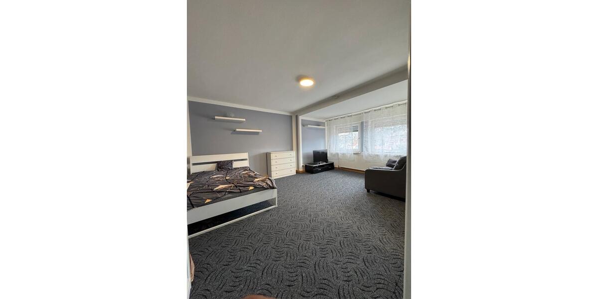 Etagenwohnung Stuttgart Stuttgart-Ost - 1 Zimmer, 100 m&sup2;, 640&euro; | Angebot:25299868