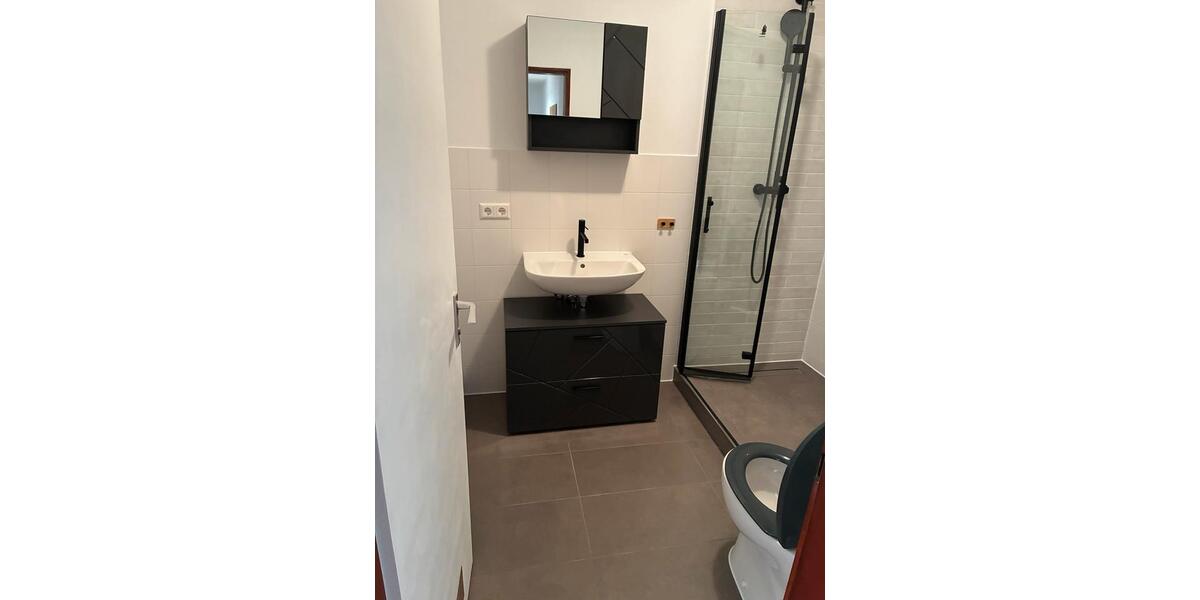 Etagenwohnung Ditzingen - 2 Zimmer, 67 m&sup2;, 1.300&euro; | Angebot:25935923