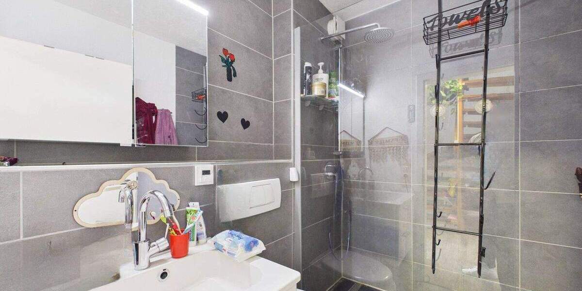 Reihenmittelhaus Kirchheim unter Teck Kirchheim - 5 Zimmer, 120 m&sup2;, 489.000&euro; | Angebot:25898777