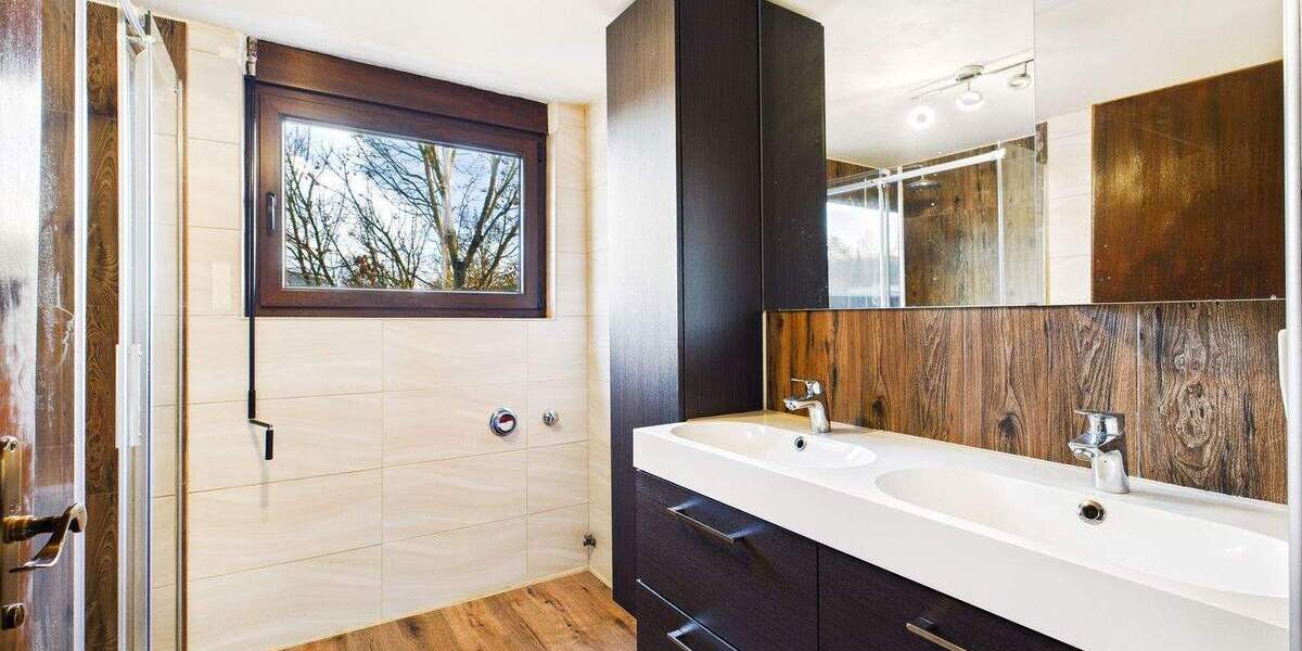 Etagenwohnung Winnenden - 4 Zimmer, 107 m&sup2;, 315.000&euro; | Angebot:25732396