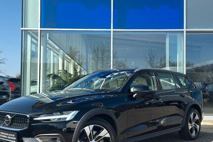 Volvo V60 Cross Country 91.000 km 35.900 &euro; Kirchheim/Teck 73230