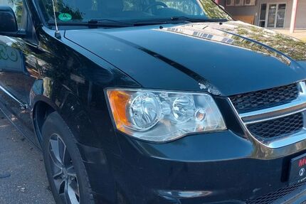 Dodge Grand Caravan 122.025 km 6.999 &euro; Fellbach 70736