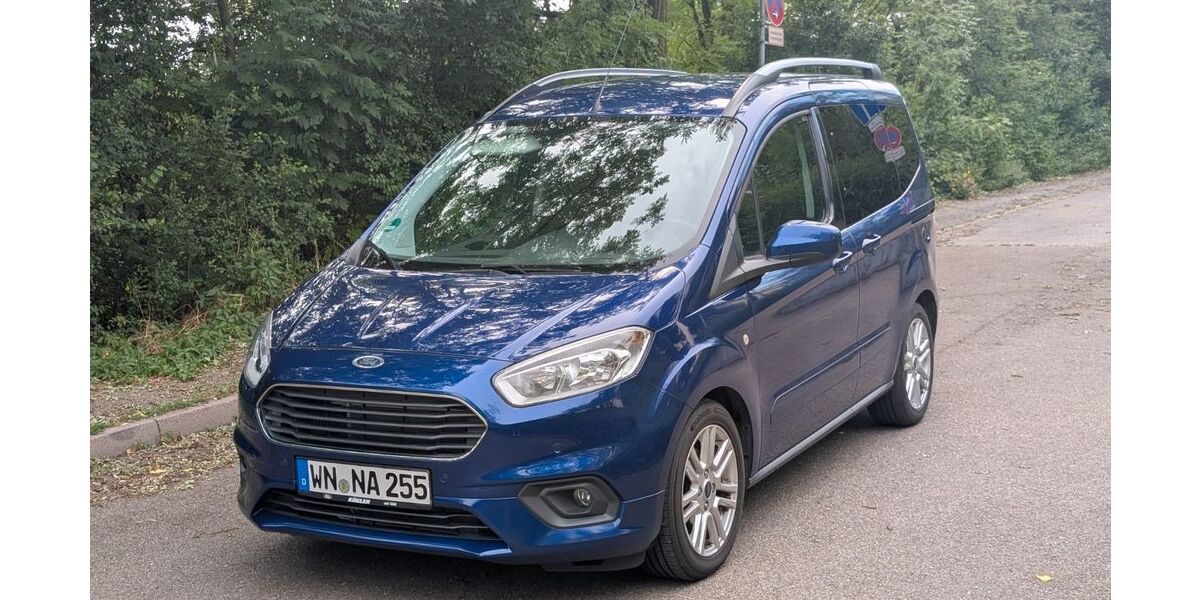 Ford Tourneo Courier 69.000 km 10.800 &euro; Benningen am Neckar 71726