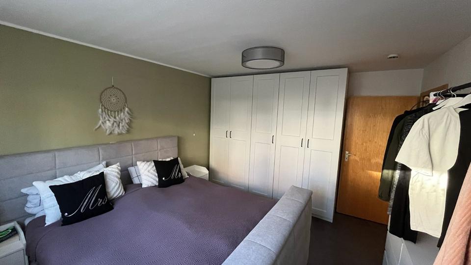 Etagenwohnung Remseck am Neckar - 3.5 Zimmer, 95 m&sup2;, 1.750&euro; | Angebot:25283995