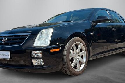Cadillac STS 141.000 km 6.790 &euro; Weinstadt 71384