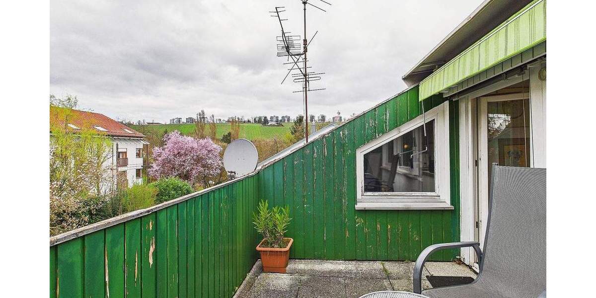 Etagenwohnung Stuttgart Bad Cannstatt - 4 Zimmer, 108 m&sup2;, 365.000&euro; | Angebot:25671744