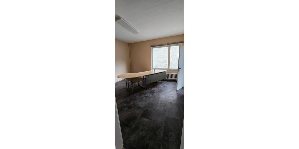 Gewerbeobjekt Ludwigsburg - 1.590&euro; | Angebot:25211106